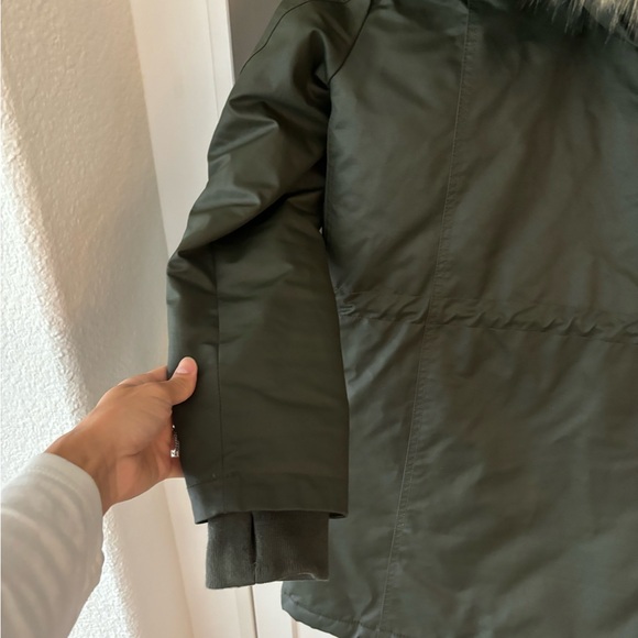 NEW w/tags! J.Crew Perfect Winter Parka. - Picture 4 of 9